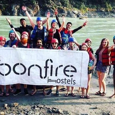 Bonfire Hostels Rishikesh Exterior photo