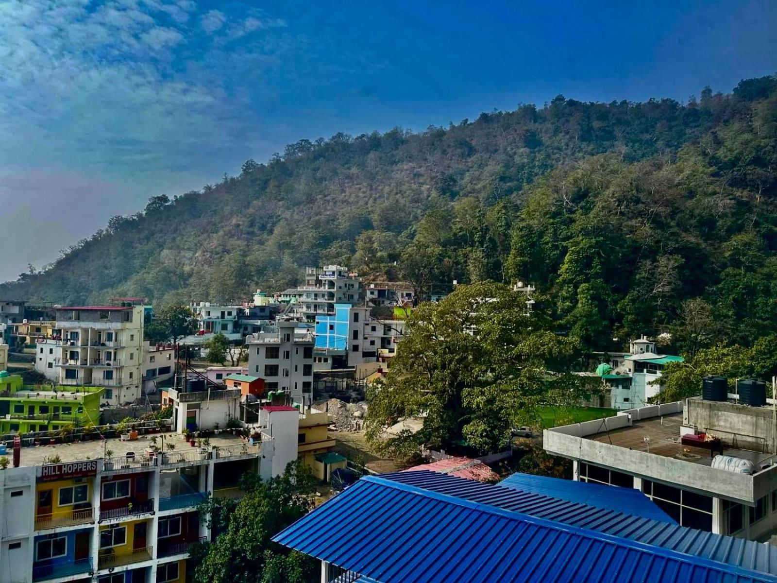 Bonfire Hostels Rishikesh Exterior photo