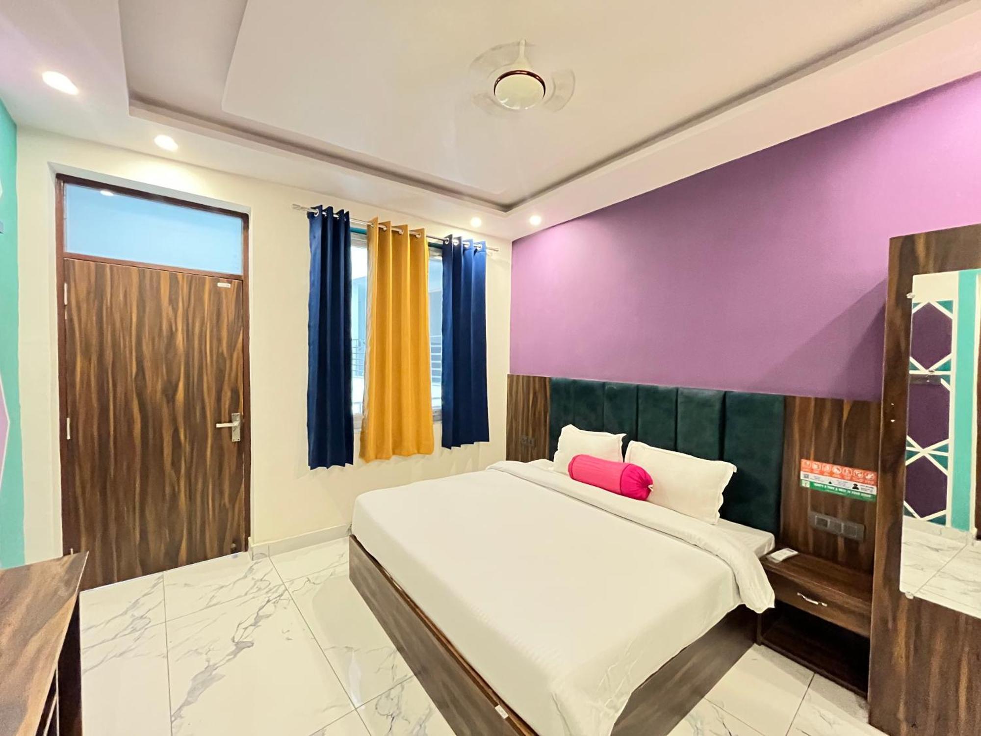 Bonfire Hostels Rishikesh Exterior photo