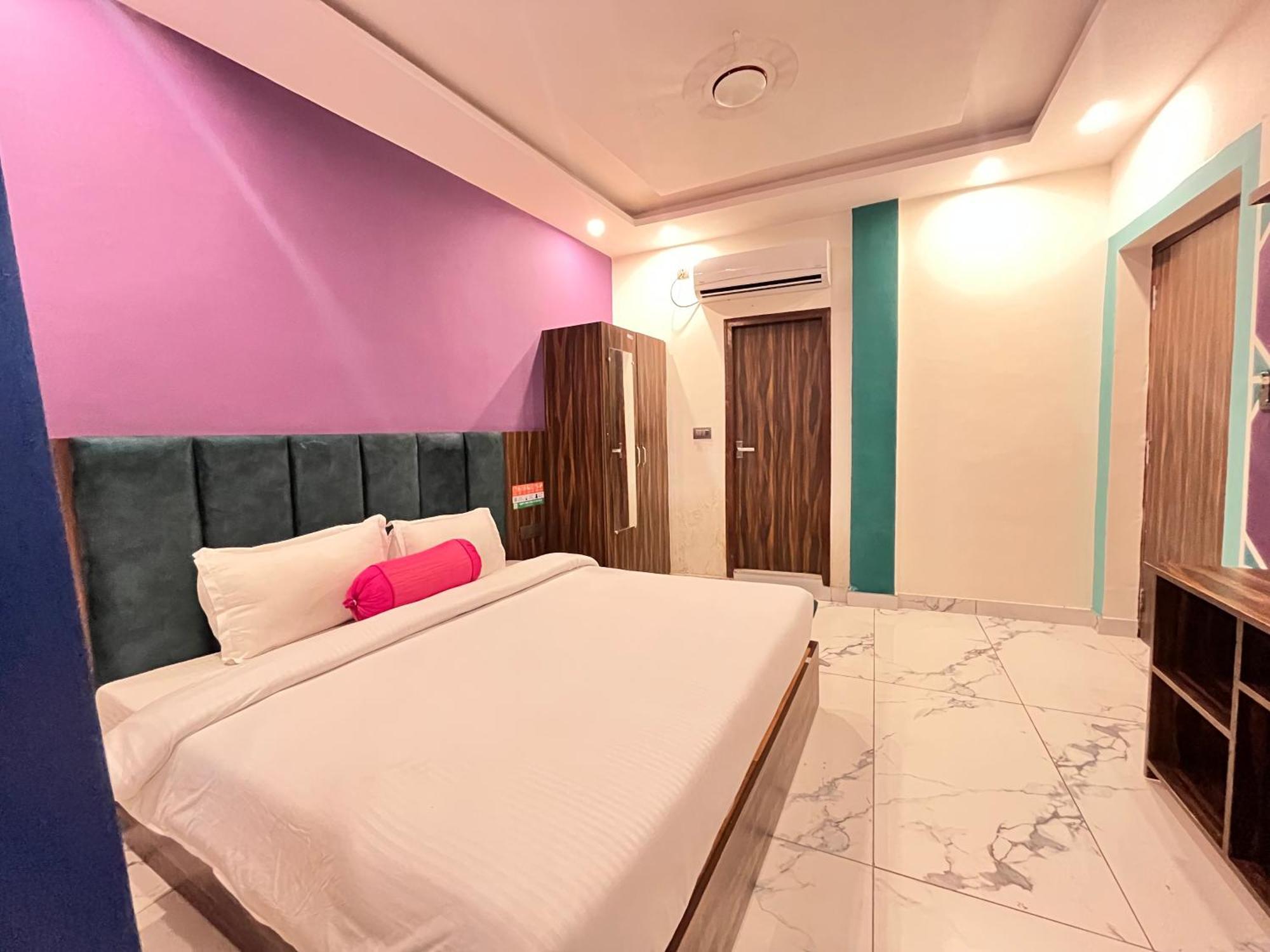 Bonfire Hostels Rishikesh Exterior photo